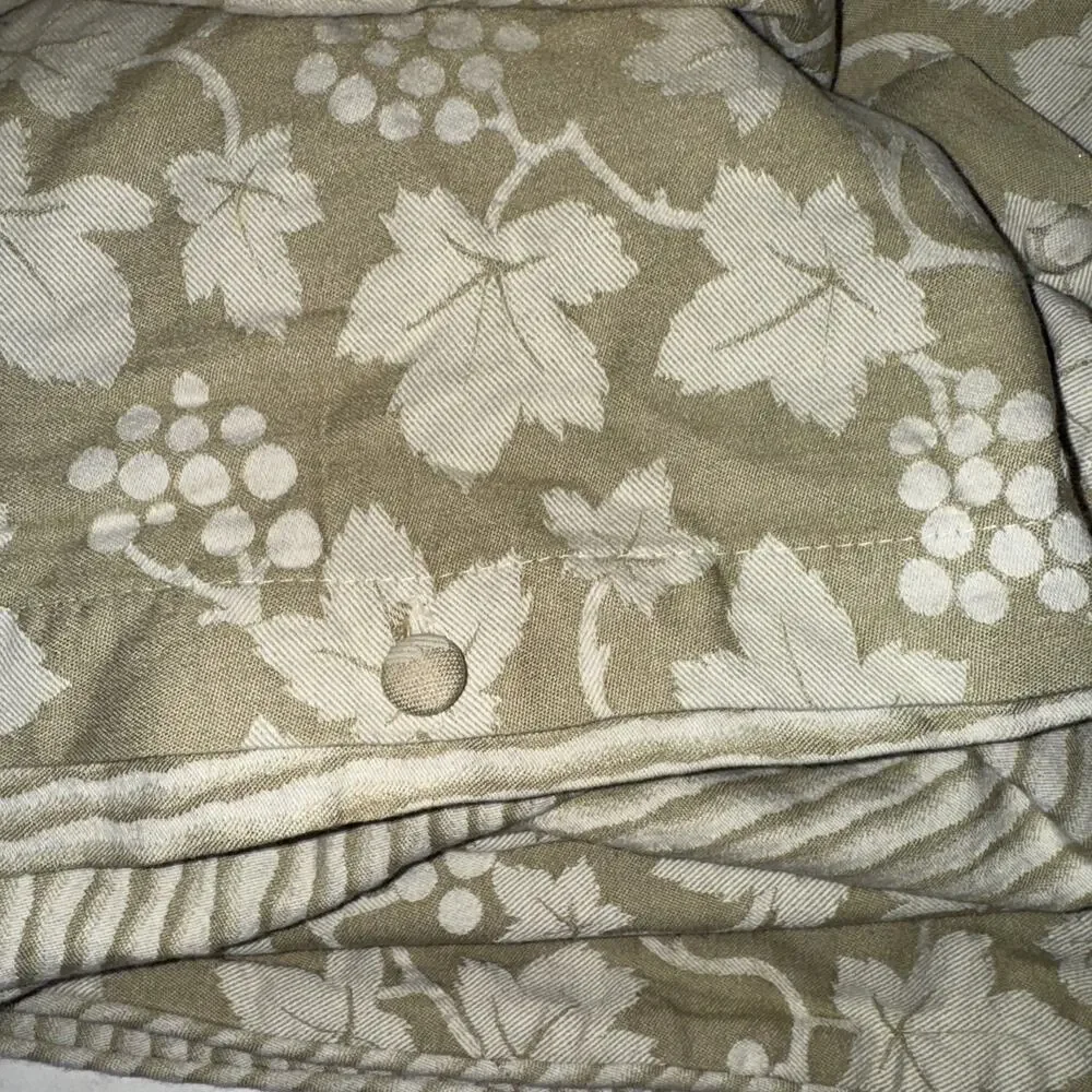 Atelier Martex jacquard grapevine